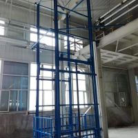 遼寧營口現(xiàn)場安裝液壓導軌貨梯